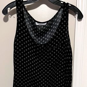 Blouse without slevless